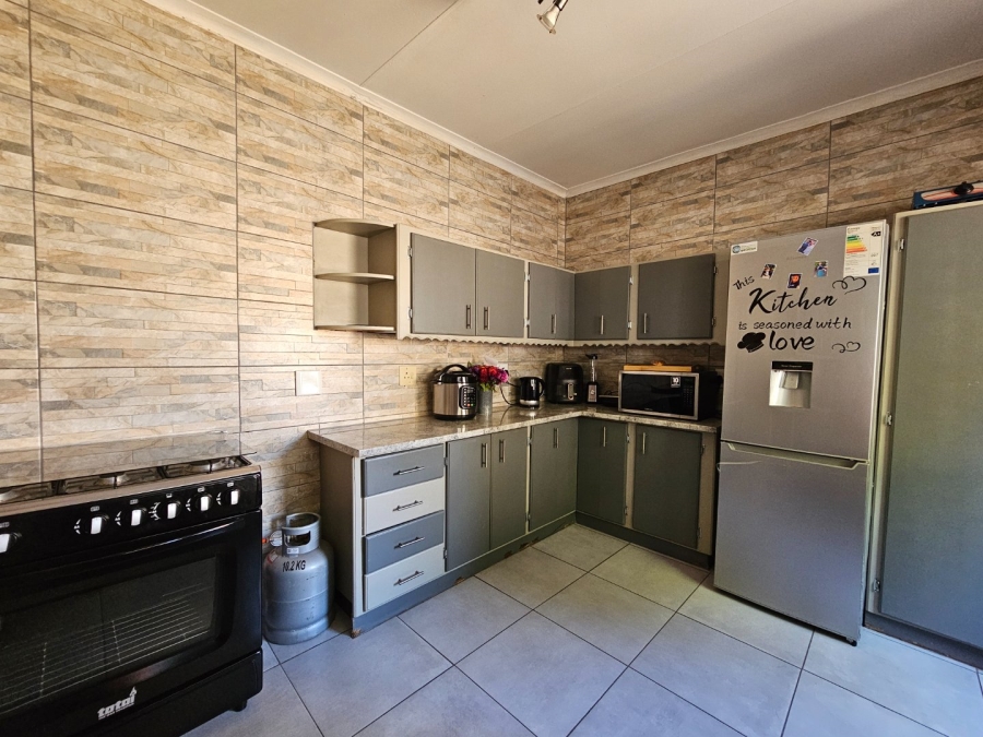 3 Bedroom Property for Sale in Sasolburg Ext 11 Free State